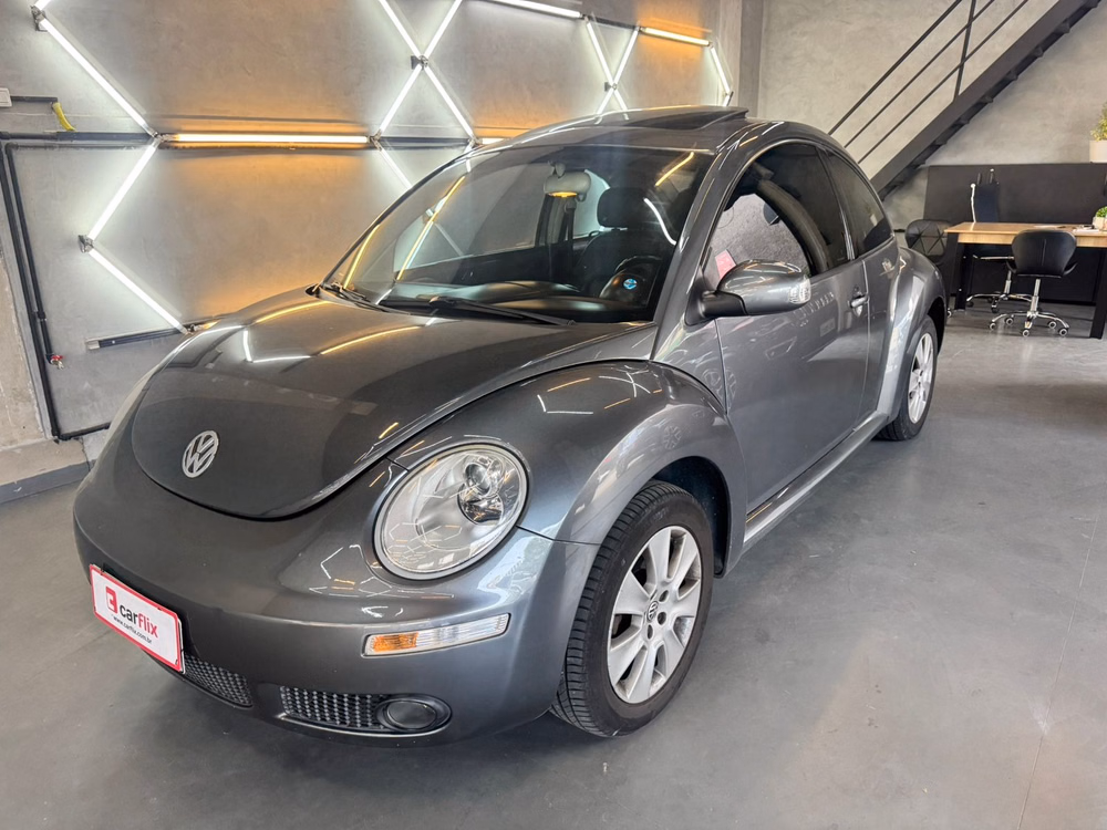 VOLKSWAGEN NEW BEETLE